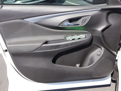 New 2026 Buick Envista Sport Touring w/ Convenience I Package FWD image 9