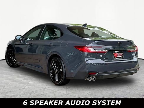 Used 2025 Toyota Camry SE w/ Convenience Package FWD image 4