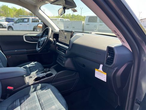 New 2025 Ford Bronco Sport Heritage w/ Convenience Package image 11