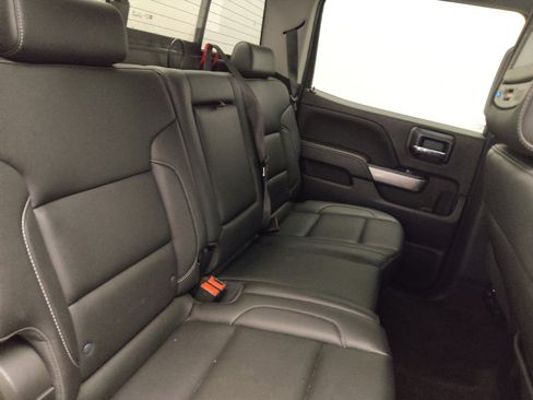 Used 2018 Chevrolet Silverado 1500 LT w/ Rally 2 Edition image 19