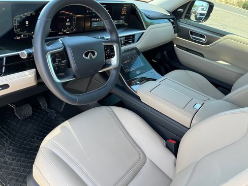 Certified 2026 INFINITI QX80 Pure w/ Cargo Package AWD/4WD image 16