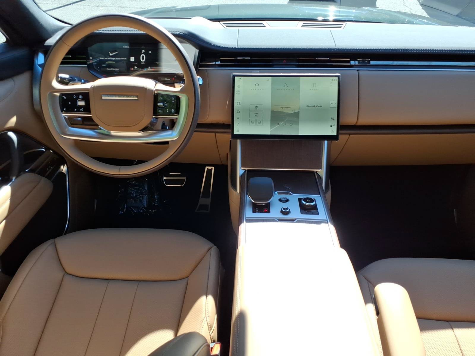 New 2027 Land Rover Range Rover Long Wheelbase SE AWD/4WD image 4