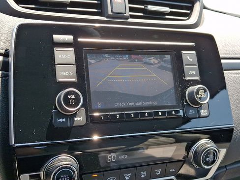 Used 2017 Honda CR-V LX image 17