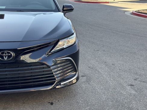 Used 2021 Toyota Camry LE w/ Carpet Mat Package (TMS) image 11