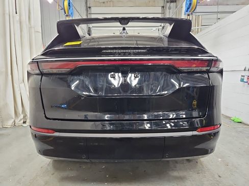 Used 2024 Jeep Wagoneer Launch Edition image 5