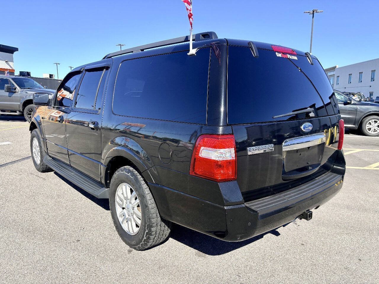 Used 2012 Ford Expedition EL XLT AWD/4WD image 4