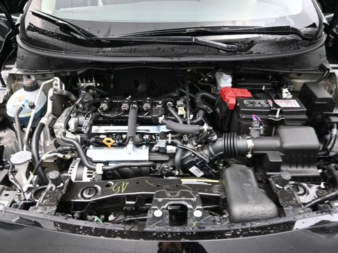 New 2025 Nissan Versa SR w/ Trunk Package image 21