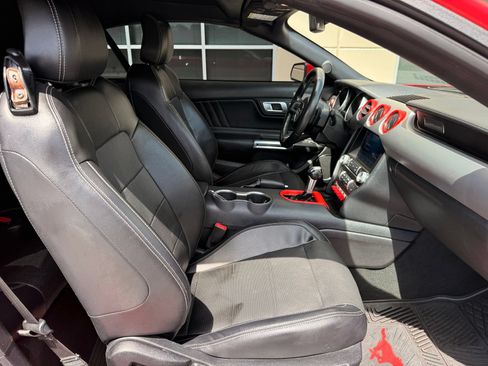 Used 2022 Ford Mustang GT Premium RWD image 34