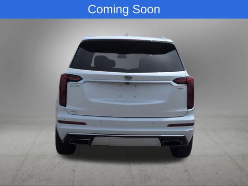 Used 2024 Cadillac XT6 Premium Luxury AWD/4WD image 5