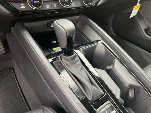 New 2025 Honda Accord EX-L image 30