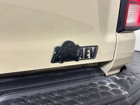Used 2024 Chevrolet Colorado ZR2 w/ ZR2 Bison Edition AWD/4WD image 14