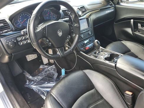 Used 2016 Maserati GranTurismo Sport image 19