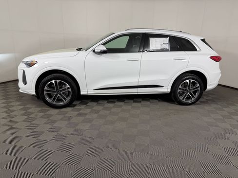 New 2026 Audi Q5 Premium AWD/4WD image 2