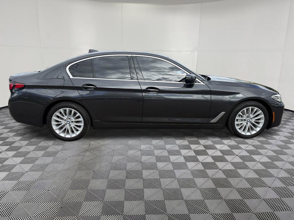 Used 2023 BMW 530i xDrive w/ Premium Package AWD/4WD image 8