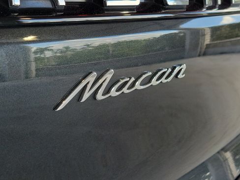 Used 2023 Porsche Macan Turbo AWD/4WD image 7