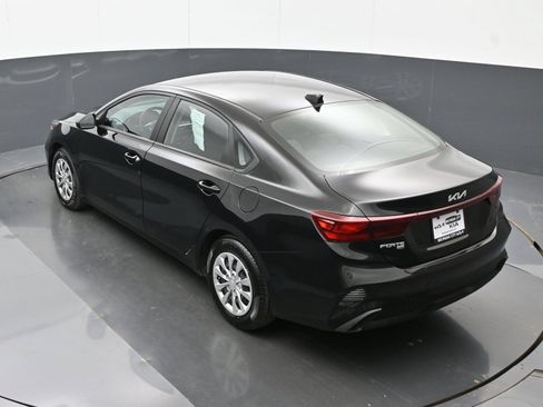 Used 2024 Kia Forte LX FWD image 29