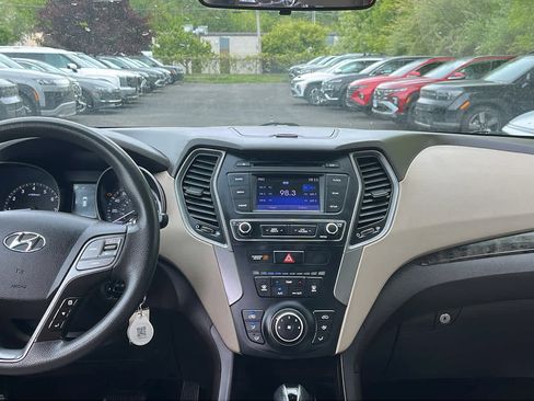 Used 2017 Hyundai Santa Fe Sport AWD/4WD image 23