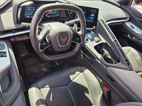 Used 2024 Chevrolet Corvette Stingray Coupe w/ Z51 Performance Package image 8