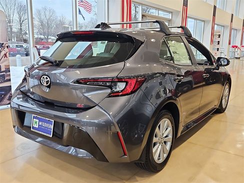 New 2026 Toyota Corolla SE image 3