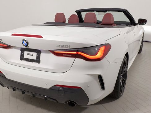 Used 2023 BMW 430i xDrive Convertible w/ M Sport Package image 14