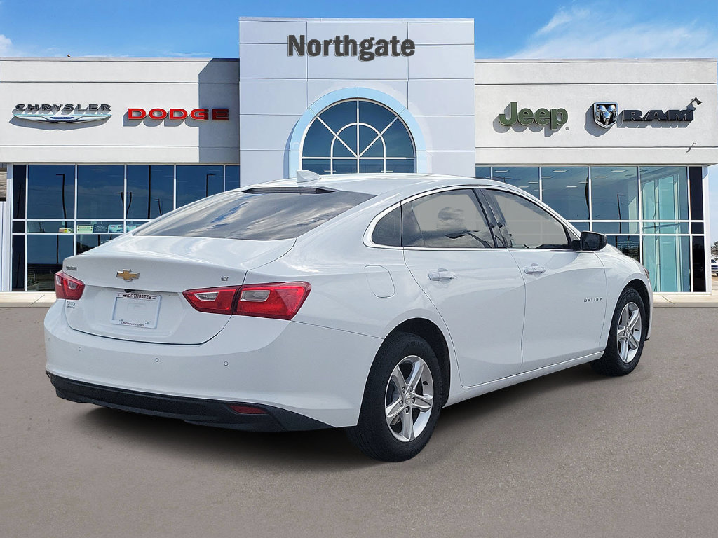 Used 2024 Chevrolet Malibu LT FWD image 4