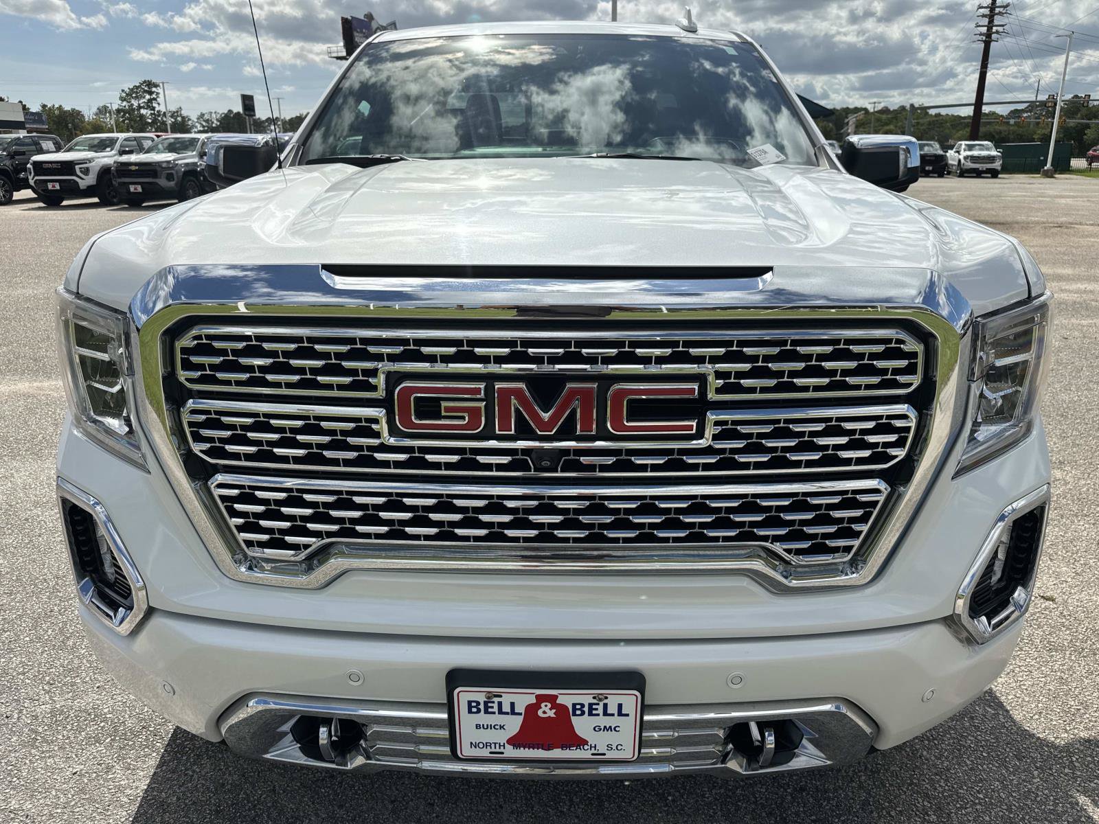 Used 2020 GMC Sierra 1500 Denali w/ Denali Ultimate Package AWD/4WD image 9