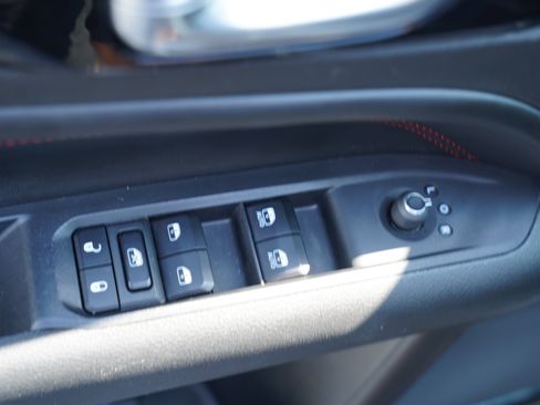 Used 2024 Jeep Compass Trailhawk AWD/4WD image 16