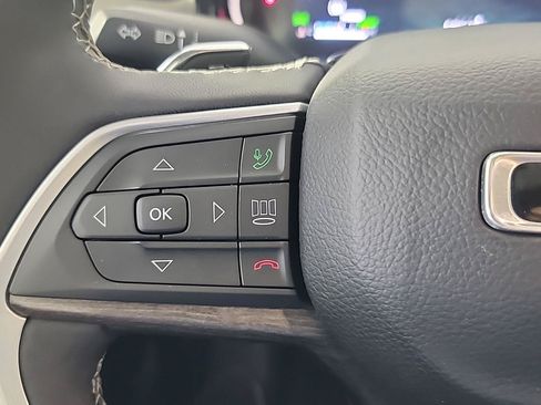 Used 2022 Jeep Grand Cherokee Limited 4xe w/ Luxury Tech Group II AWD/4WD image 29
