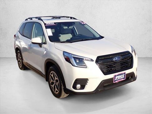 Certified 2023 Subaru Forester Premium AWD/4WD image 6