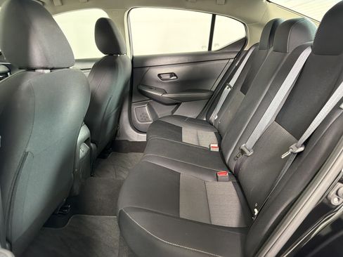 Used 2024 Nissan Sentra SV FWD image 19