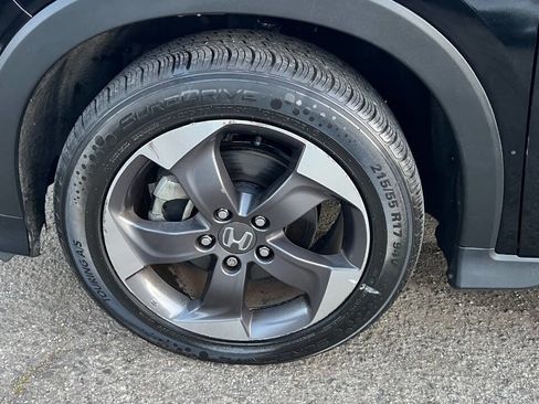 Used 2018 Honda HR-V EX image 30