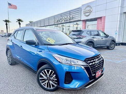 Certified 2024 Nissan Kicks SV image 1