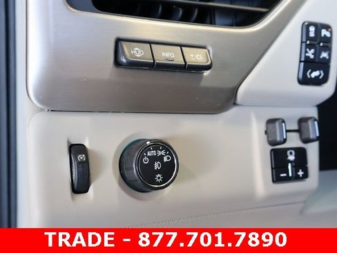 Used 2017 GMC Yukon Denali w/ Open Road Package image 25
