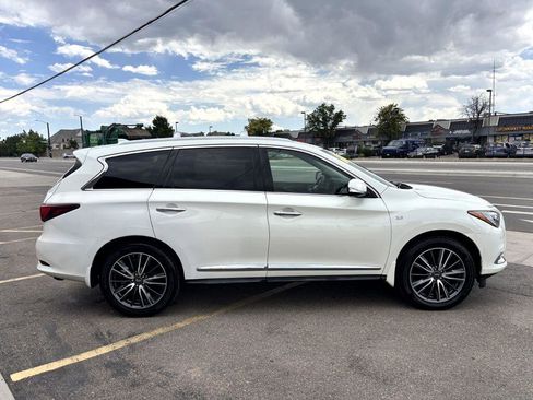 Used 2018 INFINITI QX60 Luxe w/ Deluxe Technology Package image 8