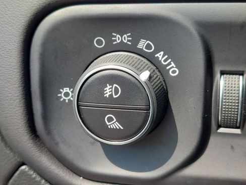 Used 2024 RAM 1500 Limited w/ Trailer Tow Group image 39