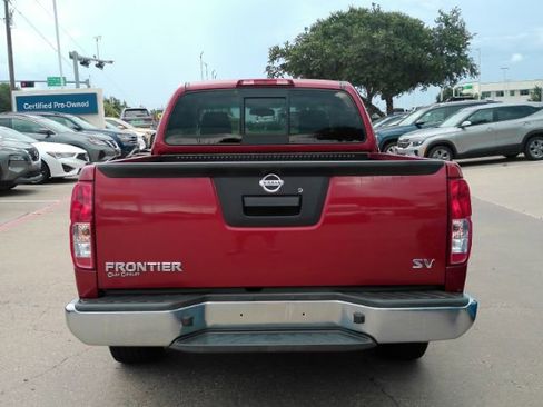 Used 2017 Nissan Frontier SV RWD image 8
