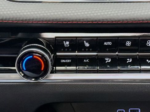 New 2026 Chevrolet Equinox RS image 22