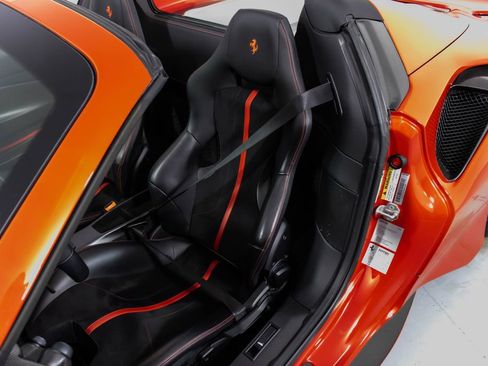 Certified 2019 Ferrari 488 Pista Spider RWD image 6