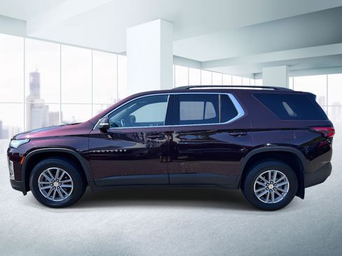 Used 2023 Chevrolet Traverse LT AWD/4WD image 2