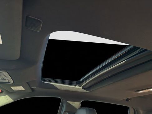 Used 2024 Chevrolet Silverado 3500 High Country w/ Technology Package image 13