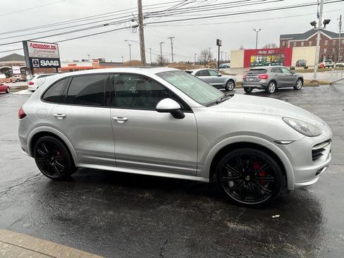 Used 2013 Porsche Cayenne GTS image 5