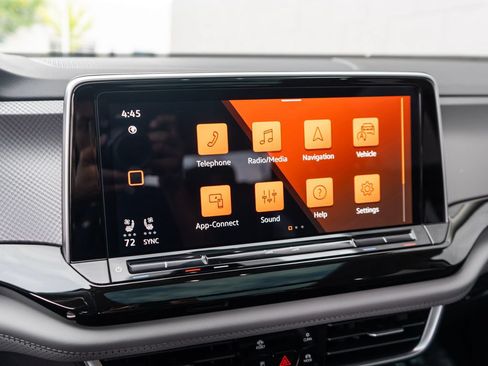 Certified 2026 Volkswagen Atlas Peak Edition AWD/4WD image 27