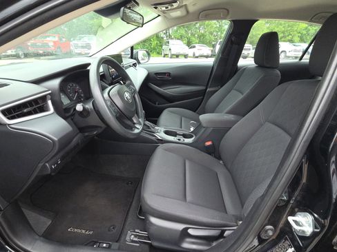 Used 2024 Toyota Corolla LE FWD image 15