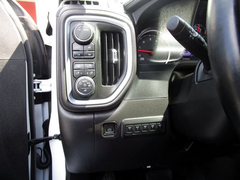 Used 2023 Chevrolet Silverado 2500 LTZ w/ LTZ Convenience Package image 19