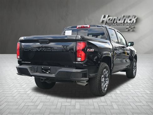 Used 2025 Chevrolet Colorado Z71 w/ Technology Package image 10