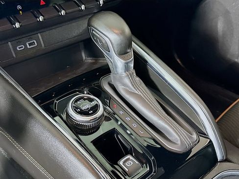 Certified 2024 GMC Canyon AT4 AWD/4WD image 14