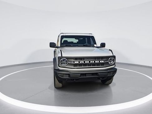 New 2026 Ford Bronco Base image 2