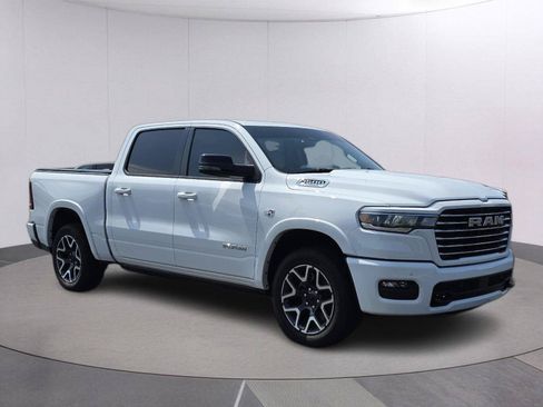Used 2026 RAM 1500 Laramie AWD/4WD image 3
