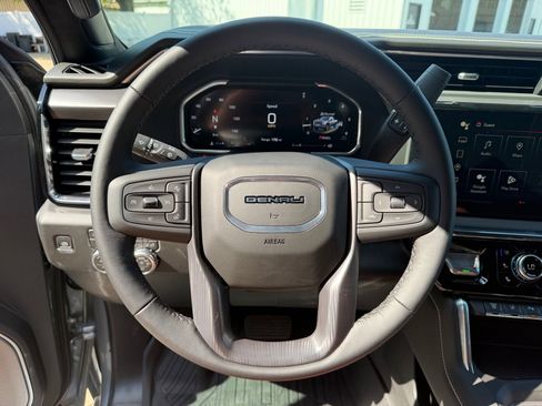 New 2026 GMC Sierra 2500 Denali Ultimate AWD/4WD image 13