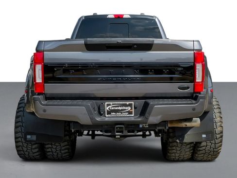 Used 2022 Ford F450 Platinum w/ FX4 Off-Road Package AWD/4WD image 9